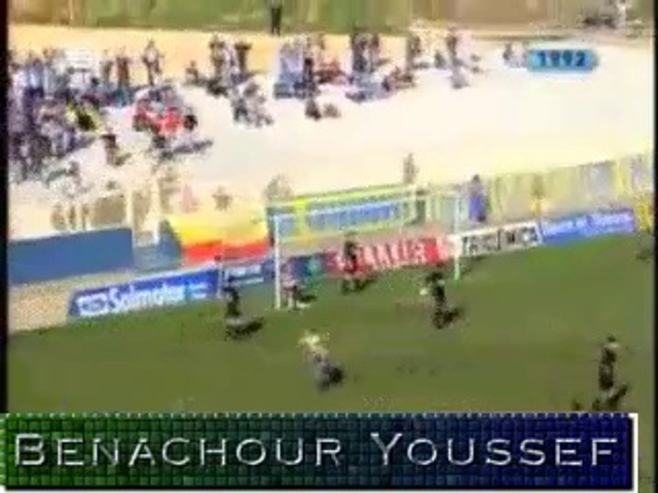 Aziz Bouderbala vs Tirsense - Primeira Liga - matchday 9 - 1992/1993