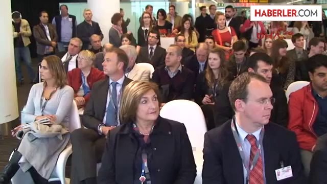 Brüksel'den İstanbul Sabiha Gökçen Havaalanına THY'nin Direk Uçuş Seferi Dün Yapılan Törenle...