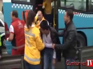İETT otobüsü kaza yaptı: 14 yaralı