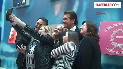 2014 Kybele Ödülü Siyaset Dalında Sosyal Demokrat Parti Genel Başkanı Sigmar Gabriel'e Verildi.