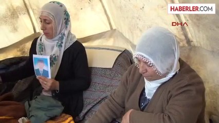 Çocuklarını PKK'nın Kaçırdığını Söyleyen Aile Kaymakamlık Önüne