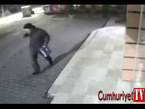 Dershane çıkışı kafasından biber gazı kapsülü ile vuruldu