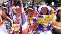In Thailandia gli oppositori del governo lanciano la 