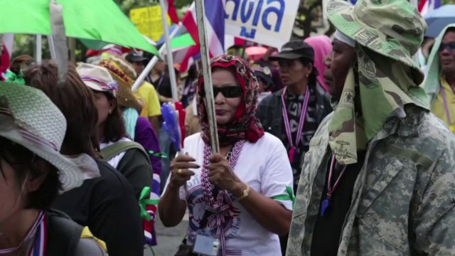 Thai protesters launch 'final fight' as government clings on