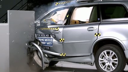 Découvrez les coulisses d'un crash-test automobile