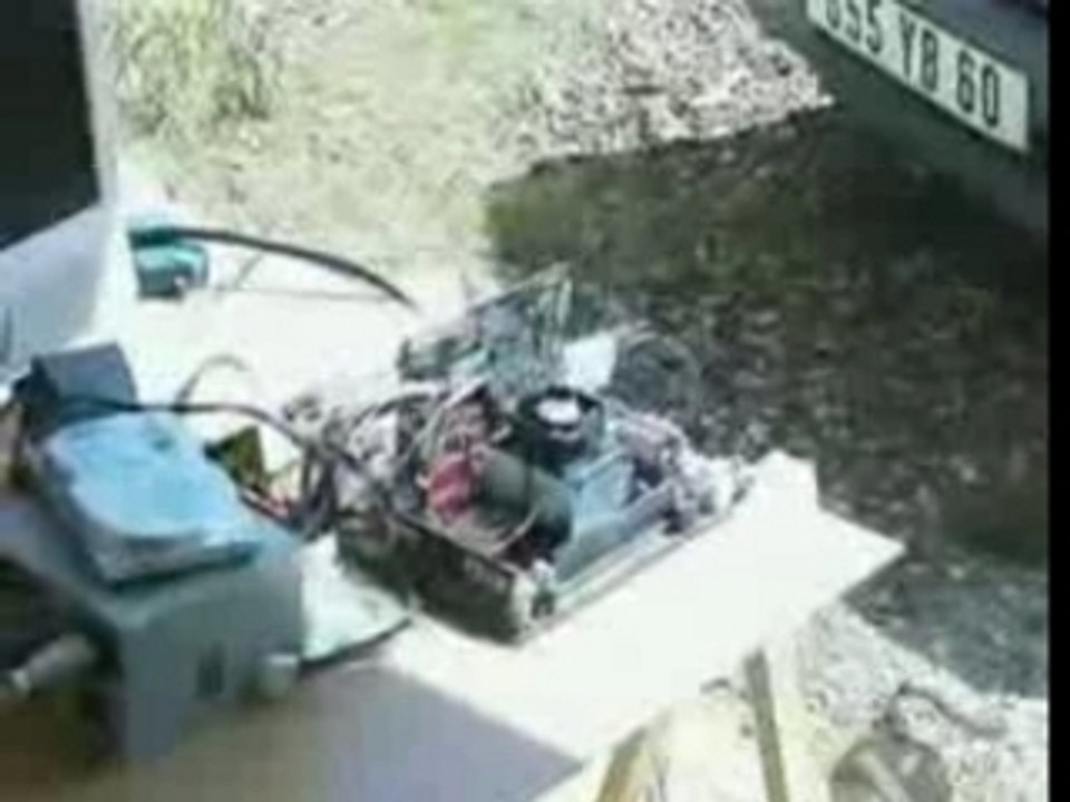 Explosion d'un Intel P4