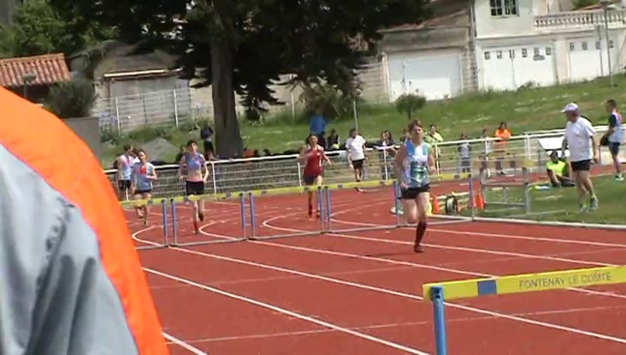 400m Haies Mathilde EAPC 2014