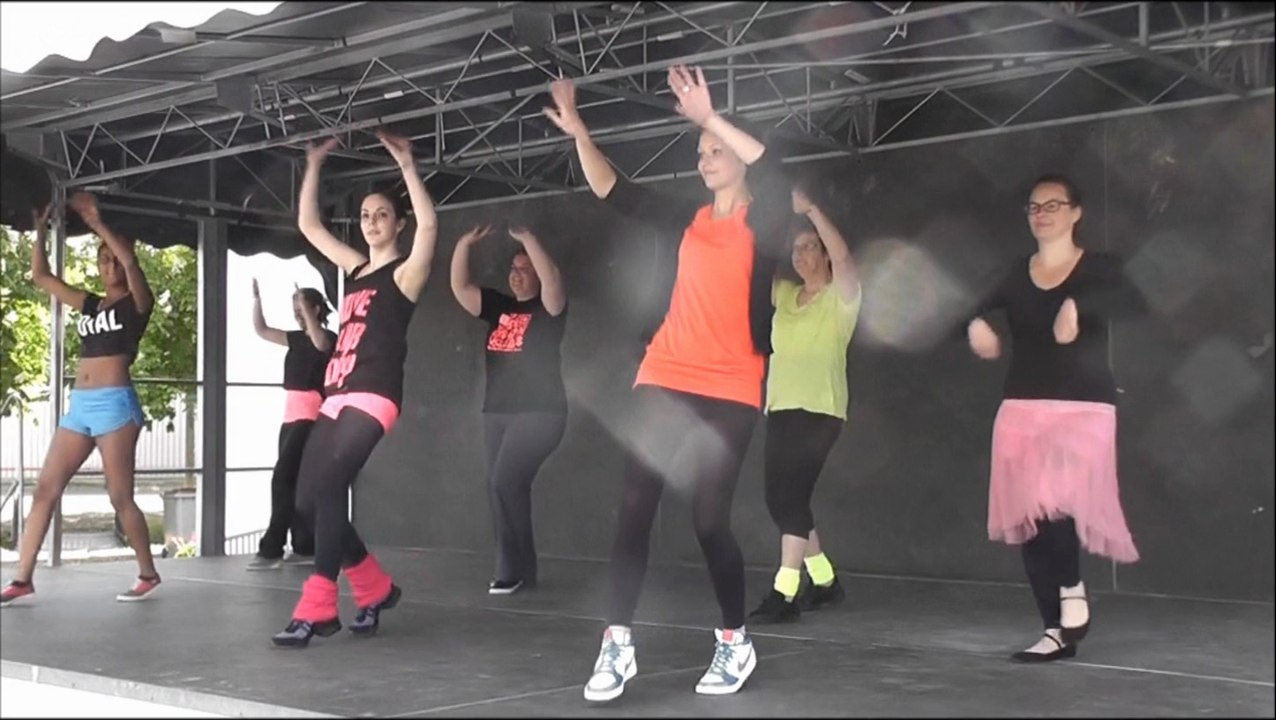 DEMO pour la foire de Niort 2014 par JUSTDANCENIORT