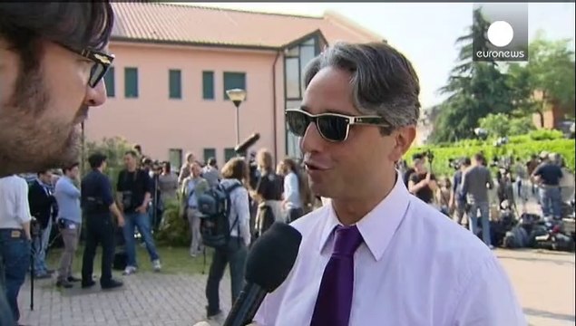 Silvio Berlusconi ha concluso la prima giornata ai servizi sociali