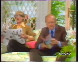 MONDAINI &  VIANELLO:  SKETCH GIORNALI SCANDALISTICI   [1978]