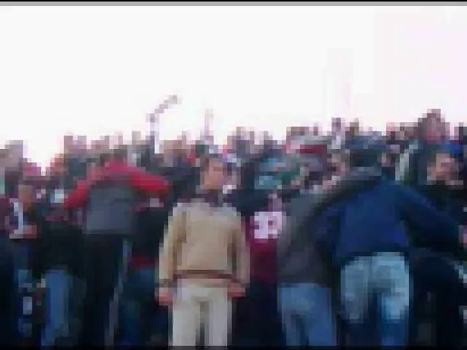 8η Δόξα Δράμας-ΑΕΛ 1-2 2003-04   Οπαδικό ενωμένο  Κερκίδα