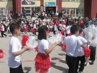 23 NİSAN 2014 2-M SINIFI GÖSTERİSİ