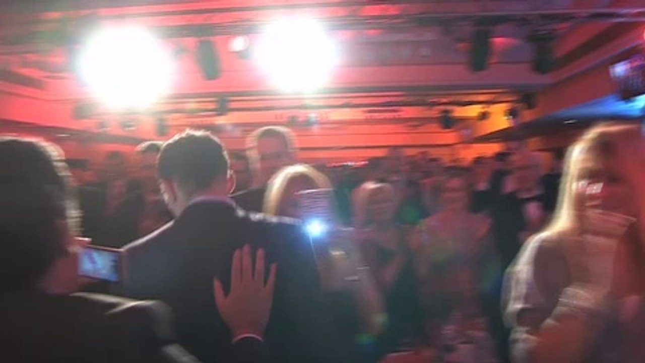 video_mufc_20140509_potywrap