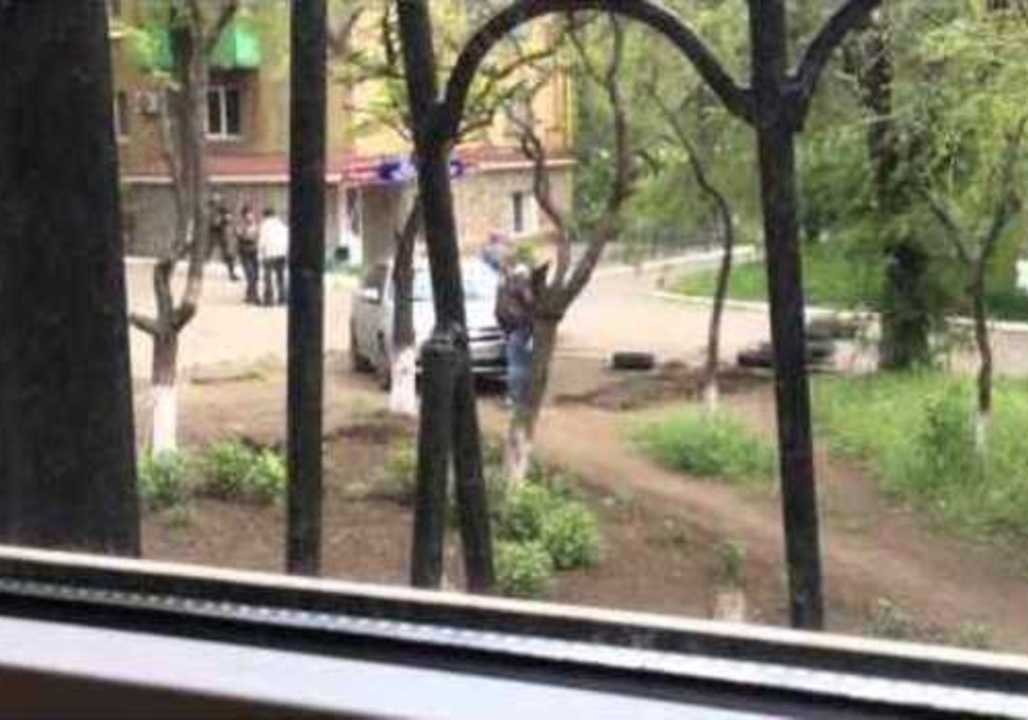 Gunfire Reported in Mariupol in Eastern Ukraine