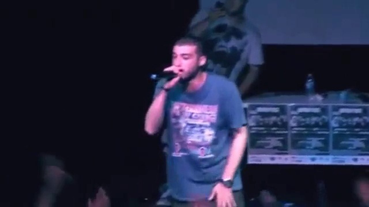 Sansar Salvo - Sokağa Döner Live