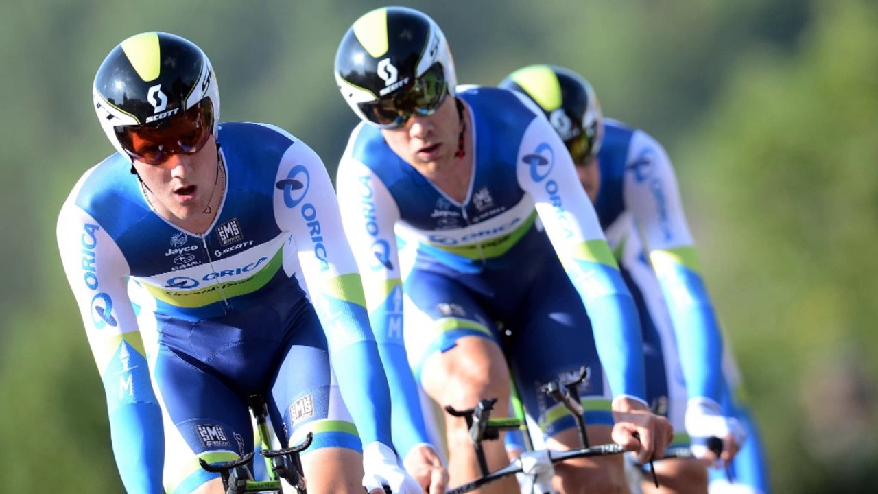 Orica-Green Edge win opening time trial