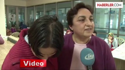 Bir Karanfil Onları Dünyanın En Mutlu Annesi Yaptı