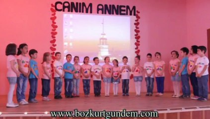 Anasınıfı Öğrencileri Annelerini Duygulandırdı