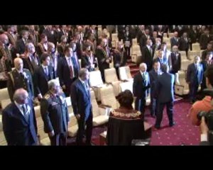 Erdoğan, gerginlik öncesi törende Feyzioğlu ile tokalaştı