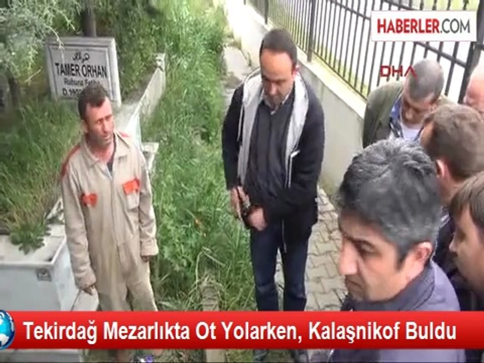 Mezarlıkta Kalaşnikof Bulundu