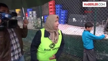 Süper Babaanne Kaleyi Korudu, Torun Gol Aradı