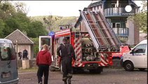 Dos bomberos belgas mueren intentando rescatar a un cisne