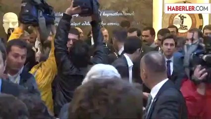 Başbakan Erdoğan'dan Basın Mensupları ile Selfie Pozu