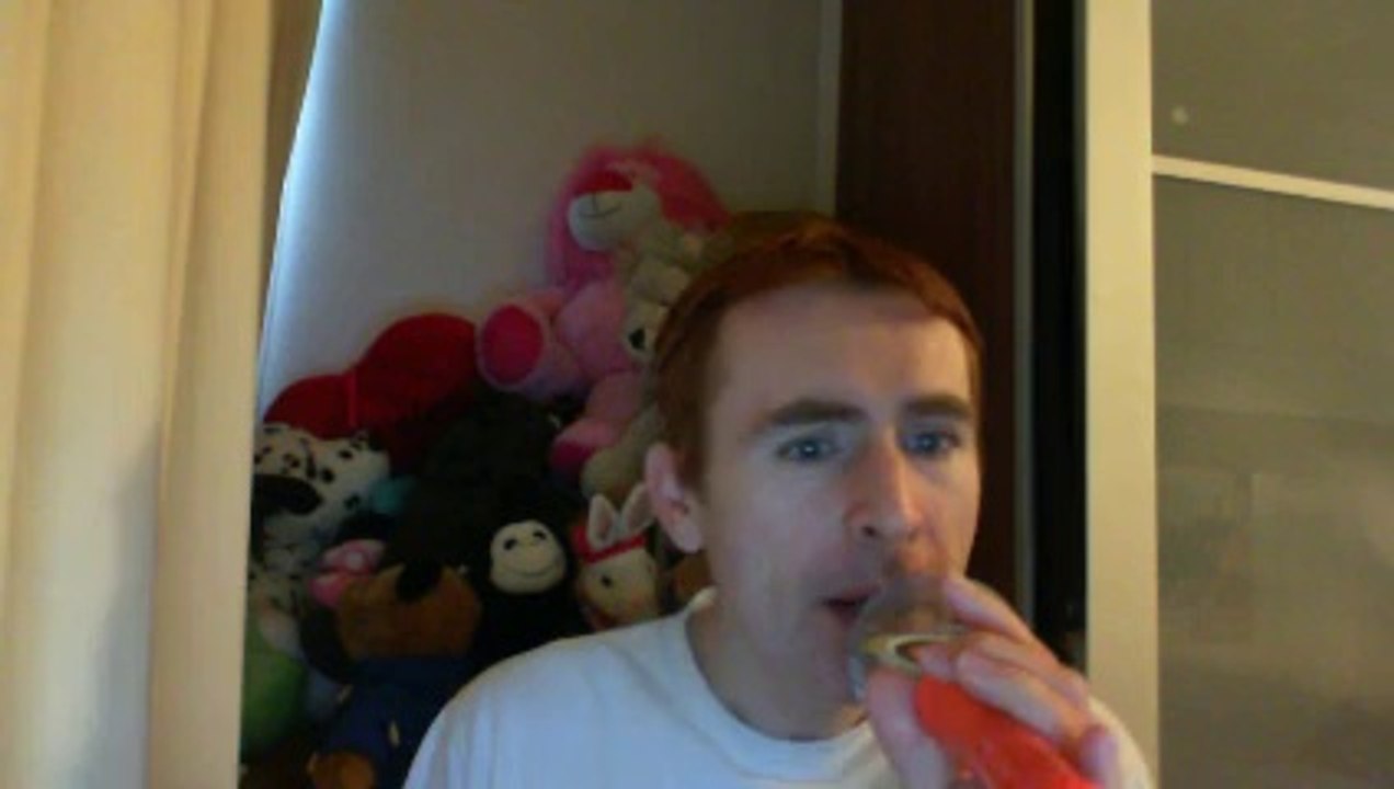 Wiwi égratigne "jump in the line" d'Harry Belafonte