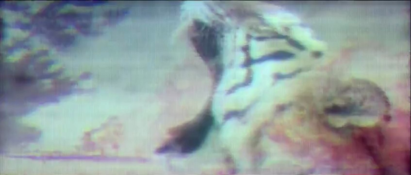 Katy Perry - E.T. ft. Kanye West