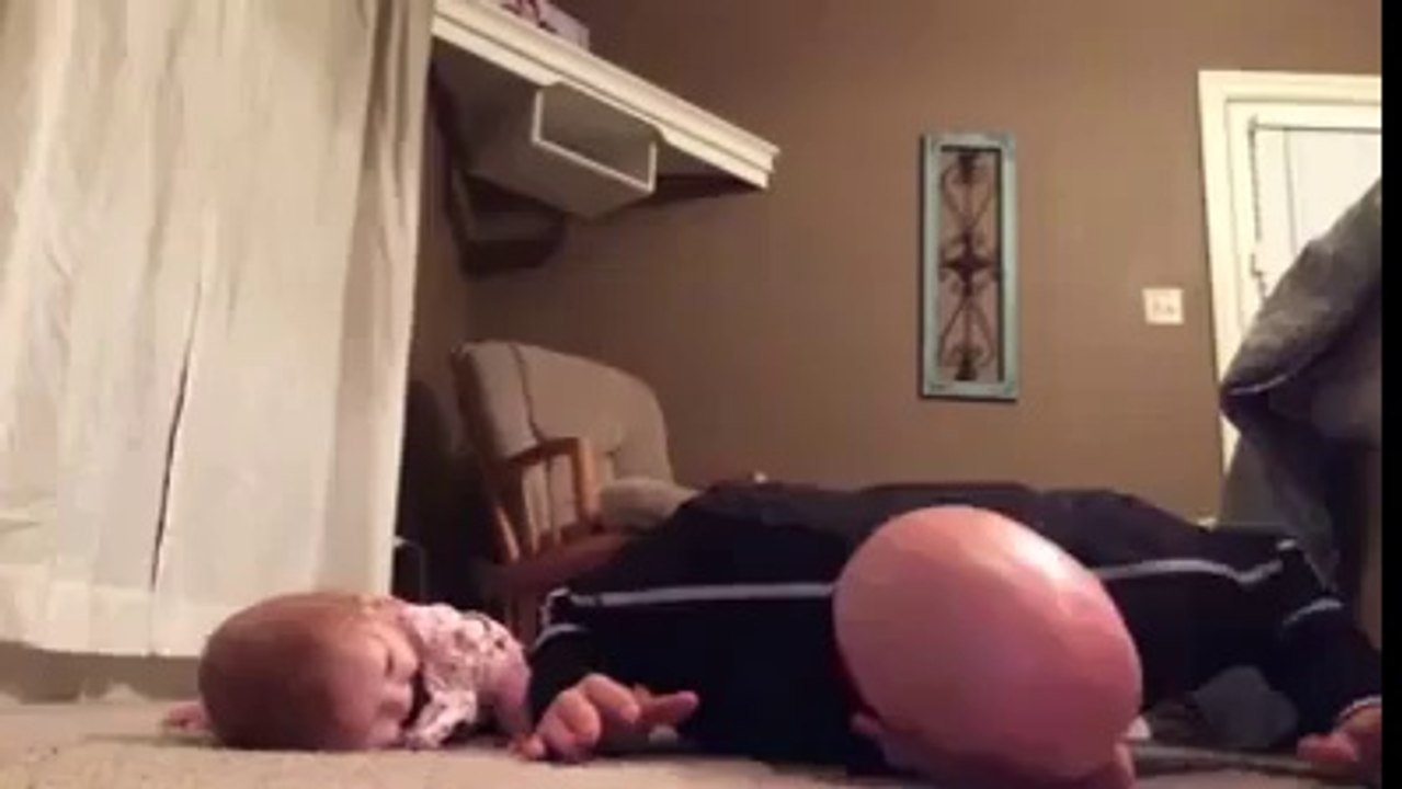 Dad and Daughter Is The Cutest Thing You-ll See...