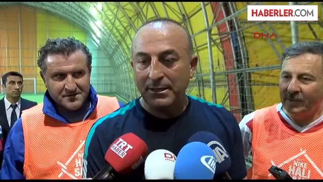 AK Parti Milletvekilleri Kampta Futbol Maçı Yaptı