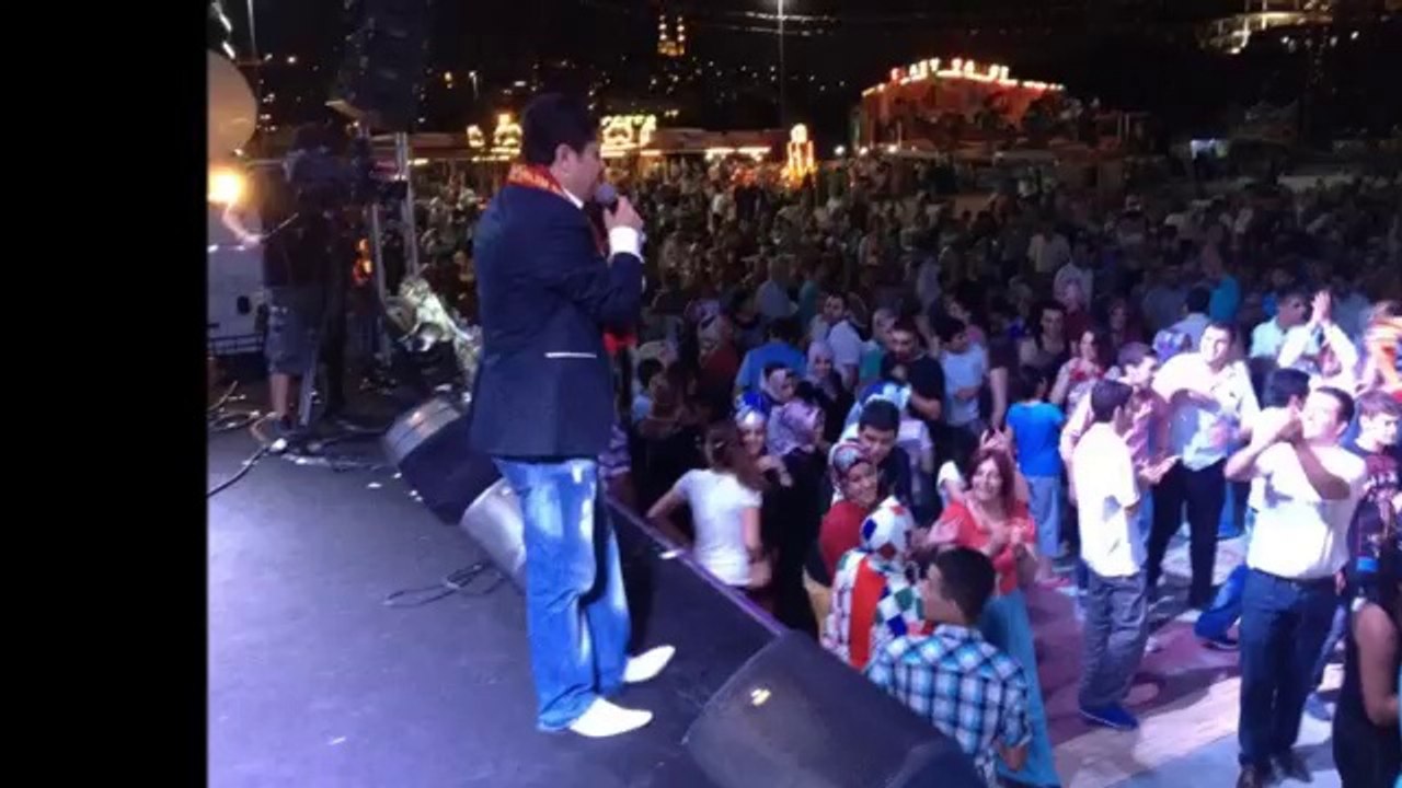 Ahmet Satılmış - Dağlara Sor  Muhteşem Bir Yorum Birde Bestekarından Dinleyelim