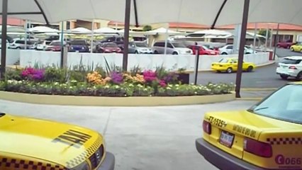 central camionera de Quéretaro sala de espera de taxis