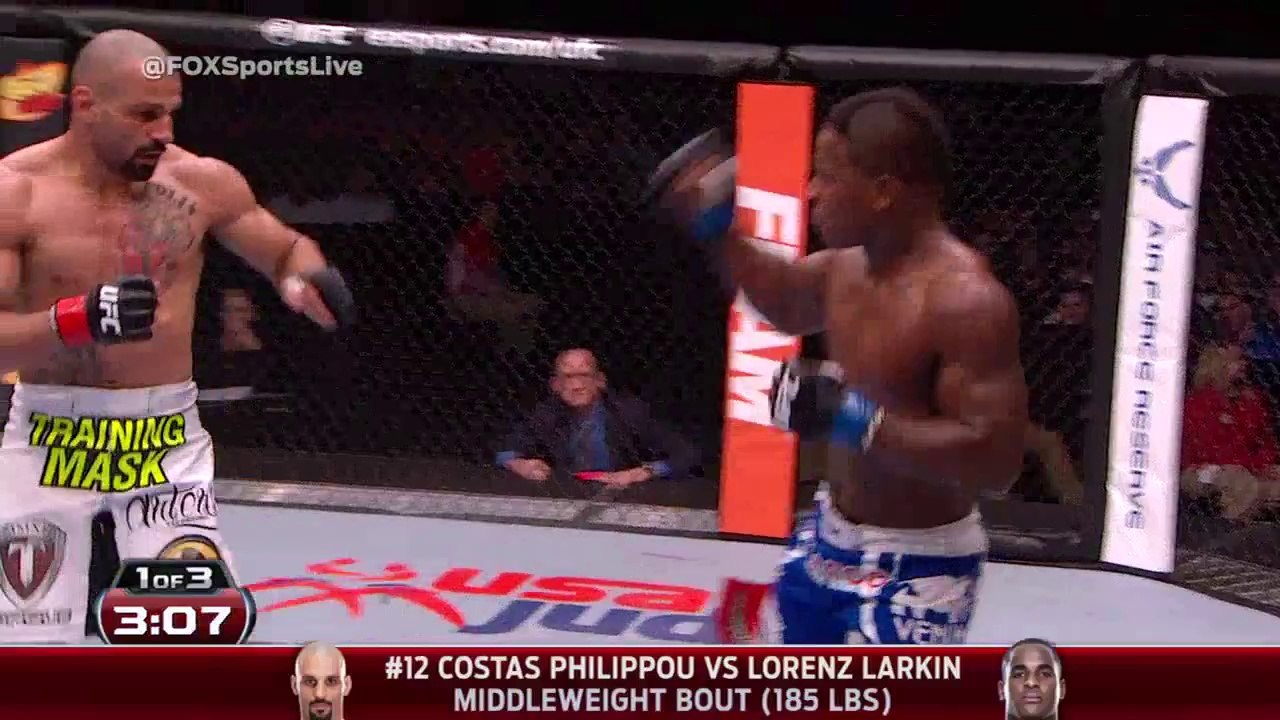 Highlights_ Costa Philippou vs Lorenz Larkin