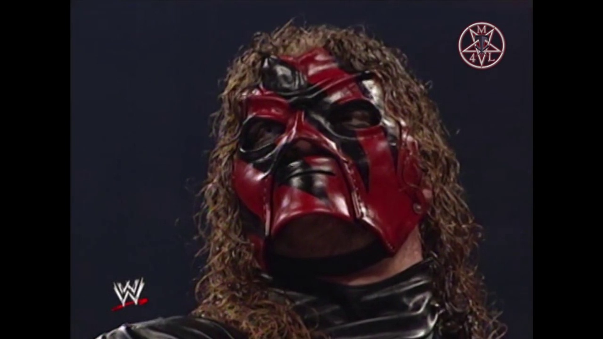 Kane does the People's Elbow! 6/12/00 - video Dailymotion