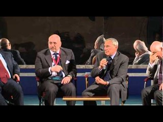 Sant'Arpino (CE) - PulciNellaMente, premio speciale a Pietro Grasso (10.05.14)