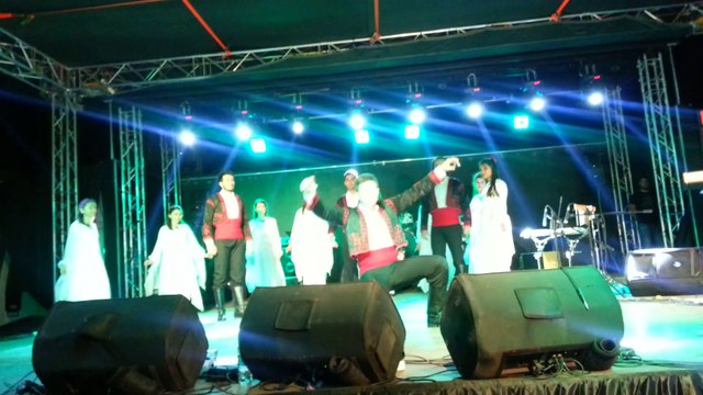 ikçü halk dansları topluluğu bahar şenliği 2014