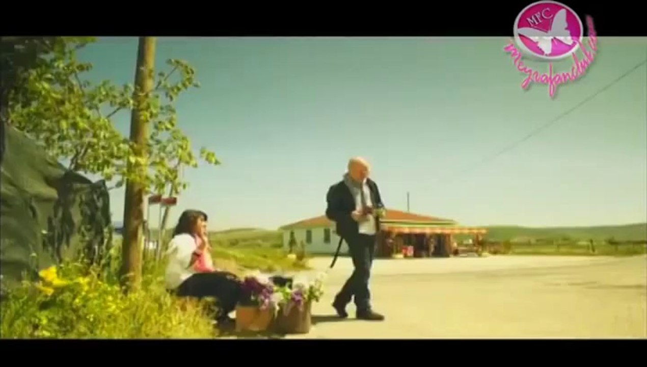 MEYRA CEMIL DEMIRKAN BENI SENSIZ DÜSÜNME 2010 ORIJINAL VIDEOKLIP HQ