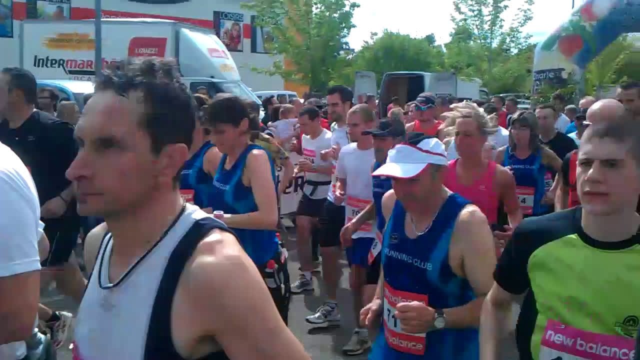 Charles et Alice 2014 : Les mousquetaires 12km. Départ lancé