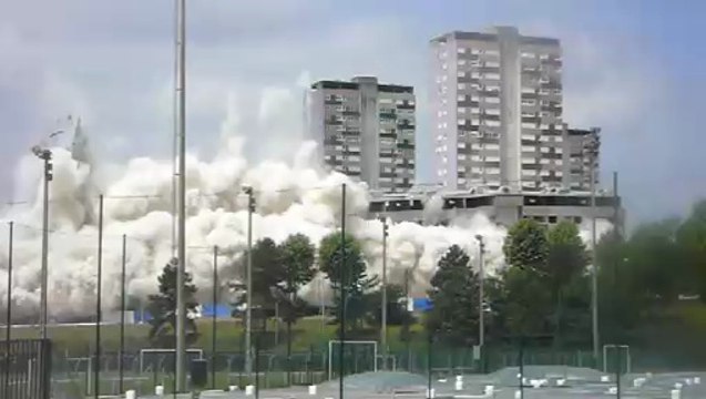 Démolition du bâtiment Fougères - Quartier Pierre Collinet - MEAUX