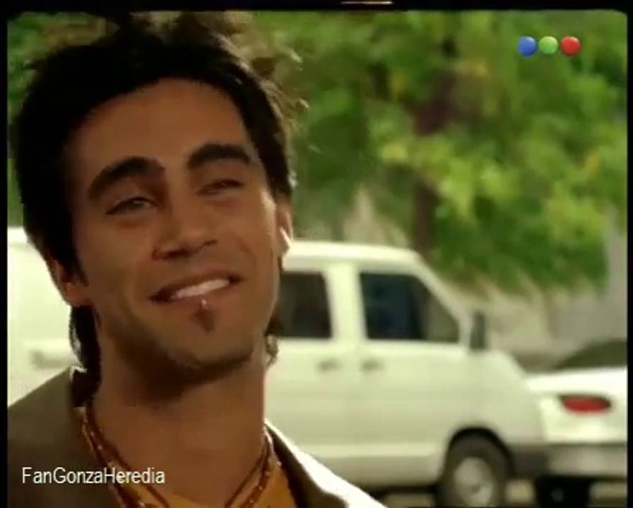 Gonzalo Heredia su participación en "Tres Padres Solteros" (2003)