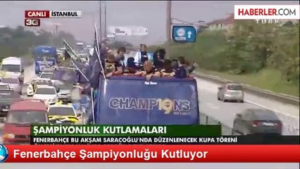 Fenerbahçe Şampiyonluğu Kutluyor