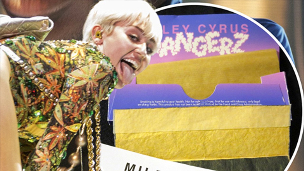 Miley Cyrus Asks Fans To Smoke WEED