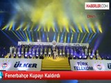 Fenerbahçe Kupayı Kaldırdı