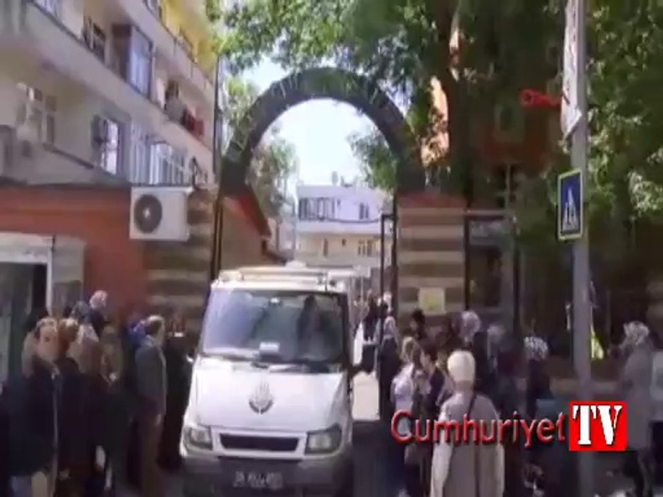 Fatih'te okulda intihar şoku!