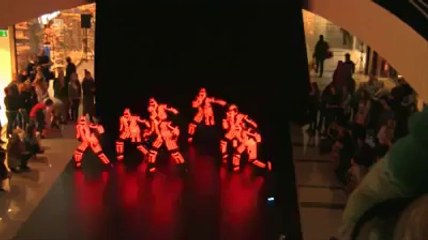 Amazing Lighting Disco Dance