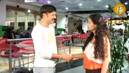 Hath Main Doon Ya Muh Main Doon