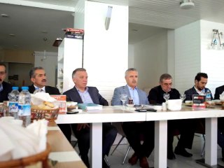 AK PARTİ SKM BAŞKANI MUSTAAF ATAŞ YALOVA BASIN TOPLANTISI 1