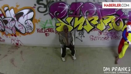 Katil Palyaço Şakası