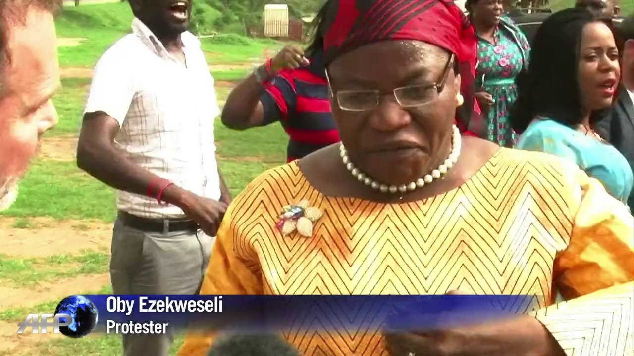 Nigerians urge government to step up search for missing girls